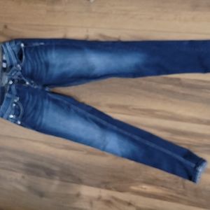 Miss Me skinny jeans size 28